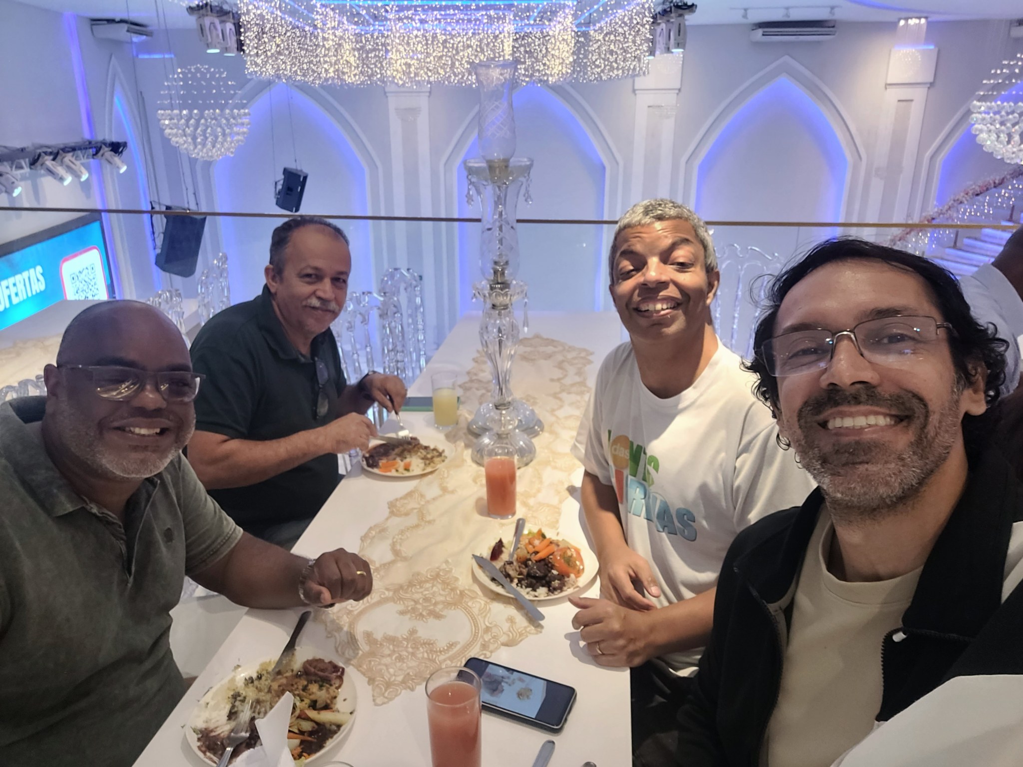 Fotos - Reunião do COMENI na Ballroom