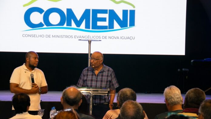 Reunião 212 do COMENI na Igreja Sarando a Terra Ferida de Nova Iguaçu